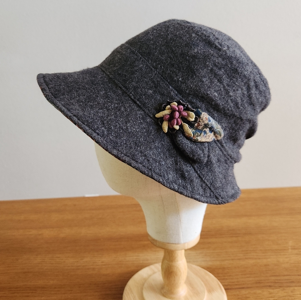 Minette Paris Korean Designed Women's Bucket Hat Patchwork Floral Appliqué